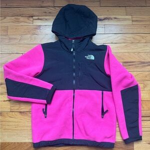 The North Face Kids Fuchsia and Black Fleece Jacket